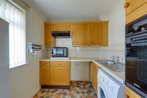 2 bedroom retirement property for sale, Park Road, Worthing BN11