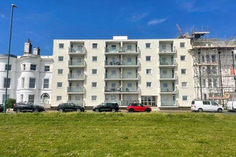 1 bedroom flat for sale, South Terrace, Littlehampton