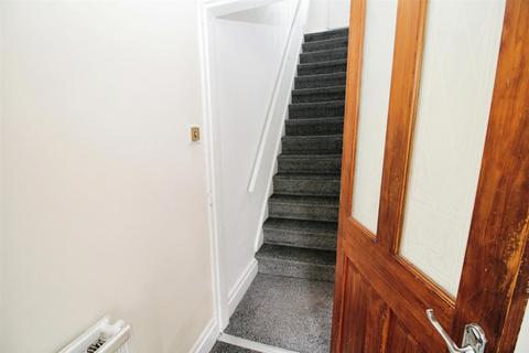 15 Fagley Terrace, Bradford, BD2 3LU