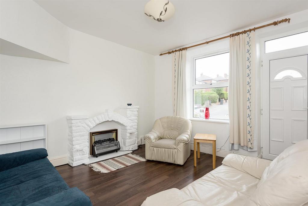 Cross Lane, Crookes, Sheffield 3 bed terraced house to rent £850 pcm