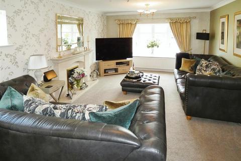 5 bedroom detached house for sale, Tatton Drive, Sandbach