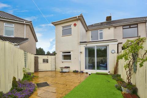 4 bedroom semi-detached house for sale, Walsh Avenue, Bristol