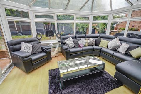 4 bedroom detached house for sale, Cardwell Drive, Sheffield, S12