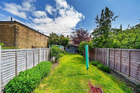 4 bedroom terraced house for sale, Villiers Road, London, NW2