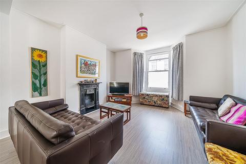 4 bedroom terraced house for sale, Villiers Road, London, NW2