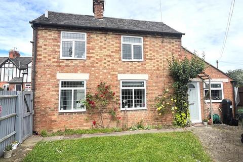 2 bedroom detached house for sale, School Road, Evesham