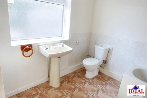 11 Denby Street, Bentley, Doncaster, DN5 0JF