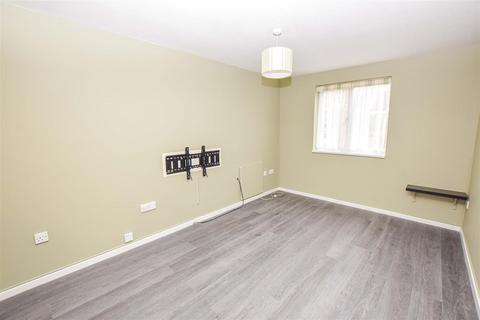 1 bedroom flat for sale, Heathfield Drive, Mitcham CR4