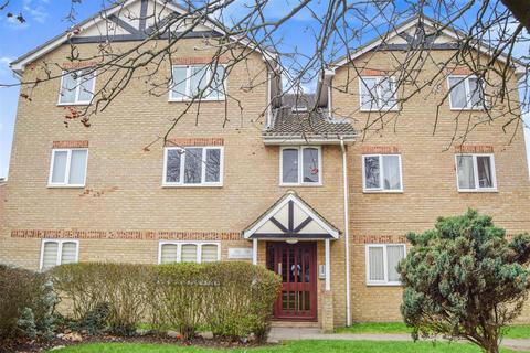 1 bedroom flat for sale, Heathfield Drive, Mitcham CR4