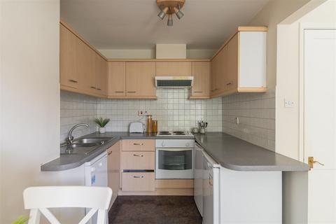 1 bedroom flat for sale, St. Georges Terrace, Jesmond, Newcastle Upon Tyne
