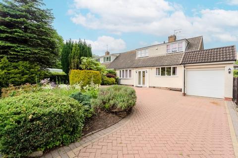 3 bedroom semi-detached bungalow for sale, Wednesbury Oak Road, Tipton