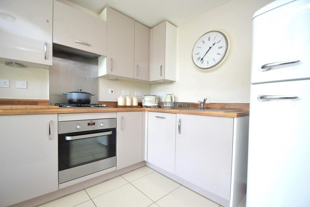 Kitchen a.JPG