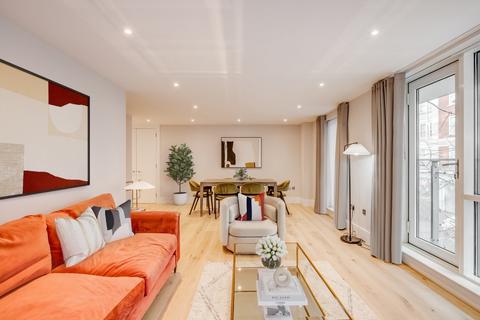 4 bedroom apartment to rent, Baker Street, Marylebone, London, NW1