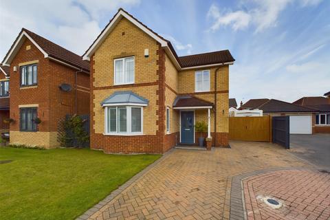 3 Stuart Close, Bridlington, YO15 3TD