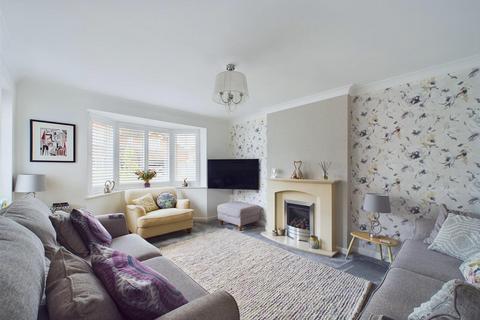 3 Stuart Close, Bridlington, YO15 3TD