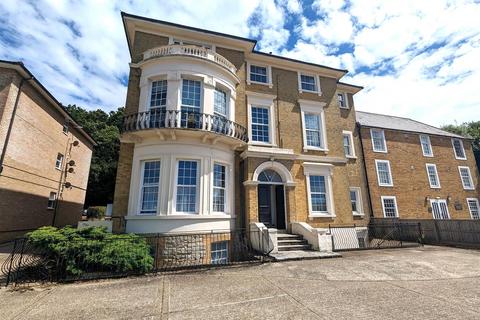 1 bedroom flat for sale, West Hill Road, Ryde