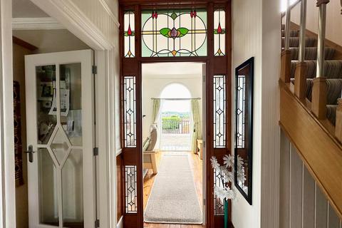 Bodrean Hillcrest, Helston, TR13 8UW