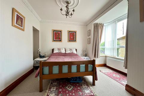 Bodrean Hillcrest, Helston, TR13 8UW