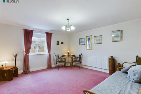 2 bedroom apartment for sale, Zetland Court, Dundas Street, Saltburn-By-The-Sea