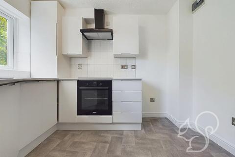 16 Ash Way, Colchester, CO3 9FN