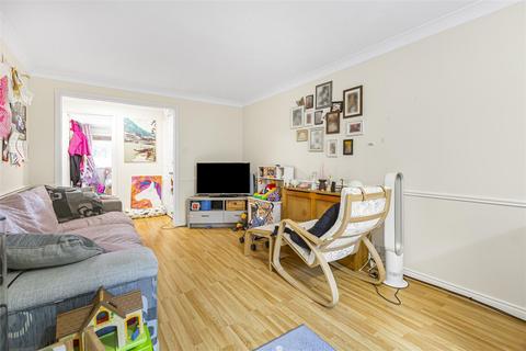 2 bedroom flat for sale, Mortimer Drive, Enfield