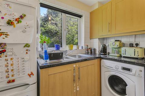 2 bedroom flat for sale, Mortimer Drive, Enfield