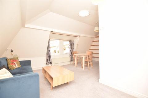 Flat 5, 17 Meridian Place, Bristol, BS8 1JG