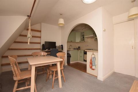 Flat 5, 17 Meridian Place, Bristol, BS8 1JG