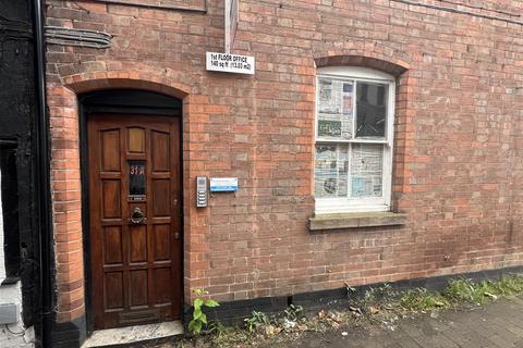 Property to rent, High Street, Alcester B49