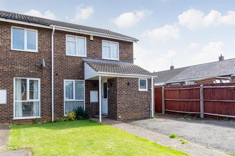 3 bedroom end of terrace house for sale, Elizabeth Way, Gamlingay, Sandy