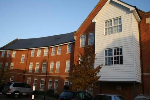 2 bedroom flat to rent, Florey Gardens, Aylesbury HP20