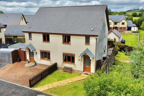 3 bedroom semi-detached house for sale, Llys Y Brenin, Whitland