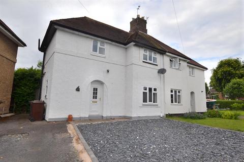 3 bedroom semi-detached house to rent, Glenmore Avenue, Shepshed LE12