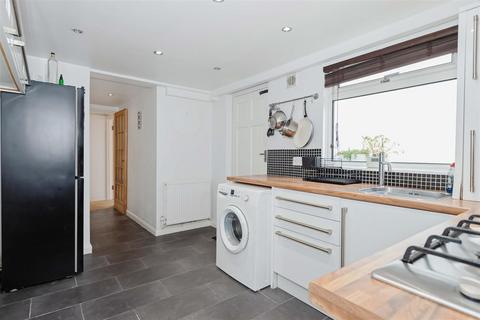 1 bedroom flat for sale, Crescent Road, Worthing