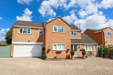 4 bedroom detached house for sale, Barlestone Drive, Hinckley