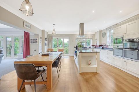 5 bedroom detached house for sale, Stortford Road, Dunmow