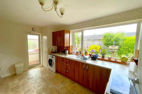 3 bedroom detached bungalow for sale, Wenton Close, Cottesmore, Oakham, LE15 7DR