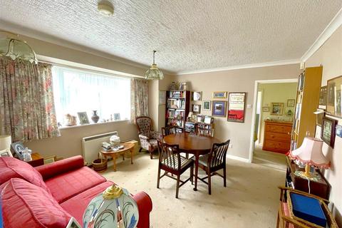 3 bedroom detached bungalow for sale, Wenton Close, Cottesmore, Oakham, LE15 7DR