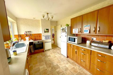 2 bedroom detached bungalow for sale, Wenton Close, Cottesmore, Oakham, LE15 7DR