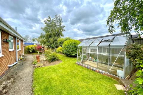 2 bedroom detached bungalow for sale, Wenton Close, Cottesmore, Oakham, LE15 7DR