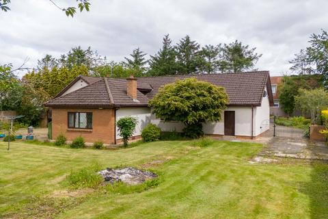 3 bedroom detached bungalow for sale, West Huntingtower, Perth