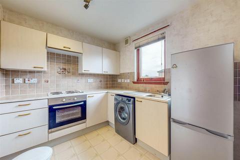 2 bedroom flat for sale, Church Place, Perth