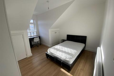 2 bedroom apartment to rent, Ecclesall