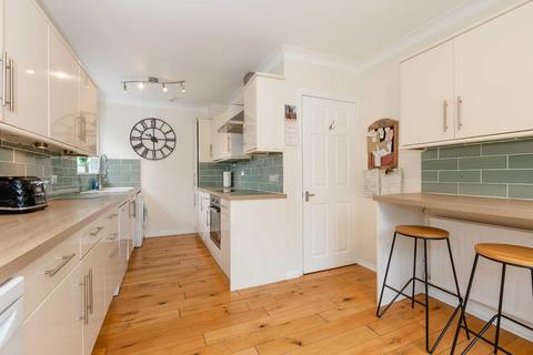 48 Abbey Road, Sompting, Lancing, BN15 0AB