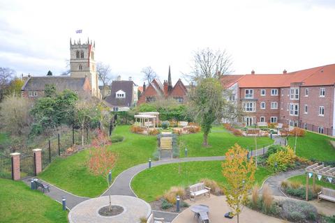 2 bedroom apartment for sale, Church Street, Thorne, Doncaster