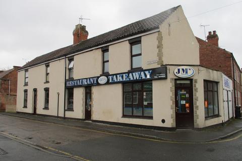 Retail property (high street) for sale, 27 West Street, Retford, Nottinghamshire, DN22 6ES