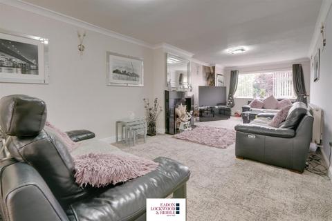 24 Dovedale Road, Rotherham, S65 3AJ