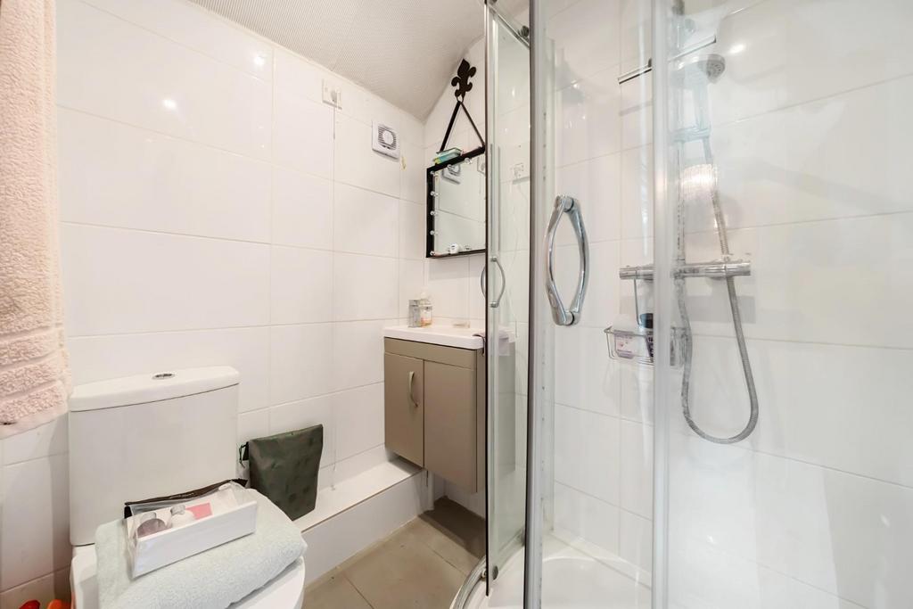 EN-SUITE.jpg
