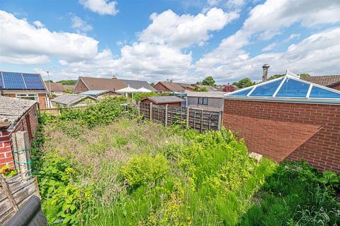 2 bedroom semi-detached bungalow for sale, Wilmslow Crescent, Thelwall