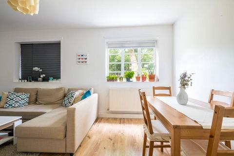 2 bedroom flat for sale, Grove Lane, Camberwell, SE5